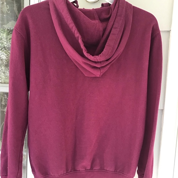 Wound Up Juniors Long Sleeve Graphic hoodie Sweatshirt Burgundy Womens Sz XS GUC - Picture 11 of 12